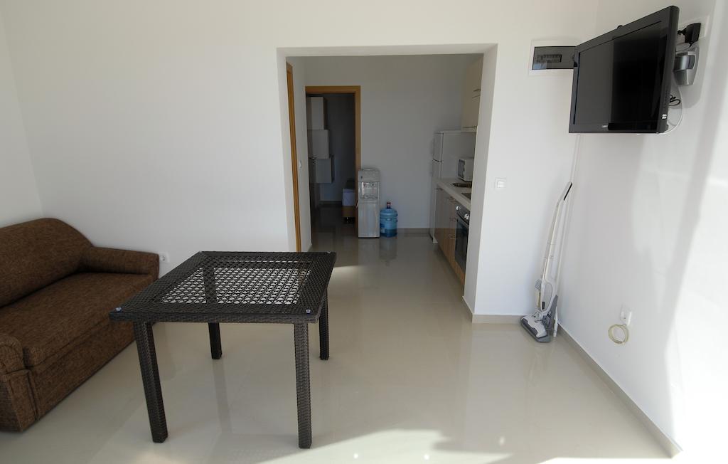 Paradise Resort Vanesa Vir Chambre photo