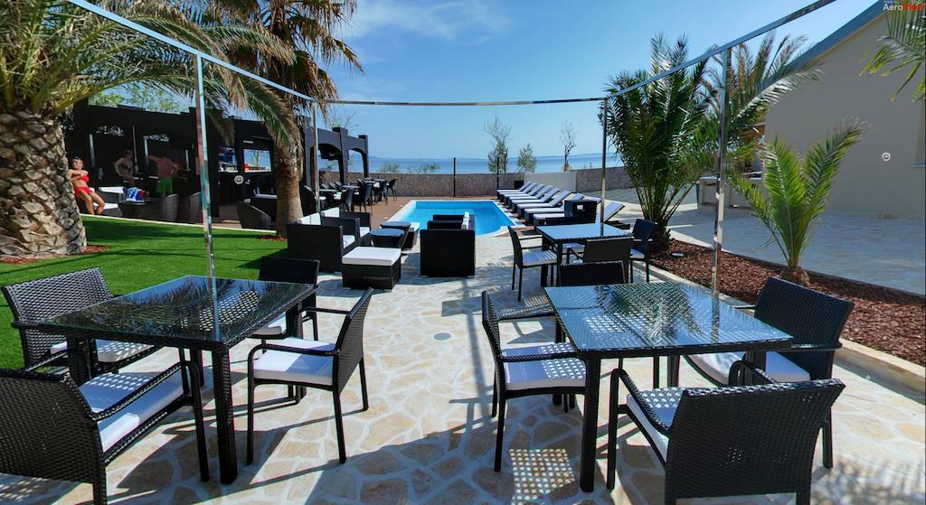 Paradise Resort Vanesa Vir Extérieur photo